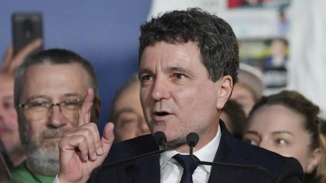 Никушор Дан одержал победу на президентских выборах в Румынии