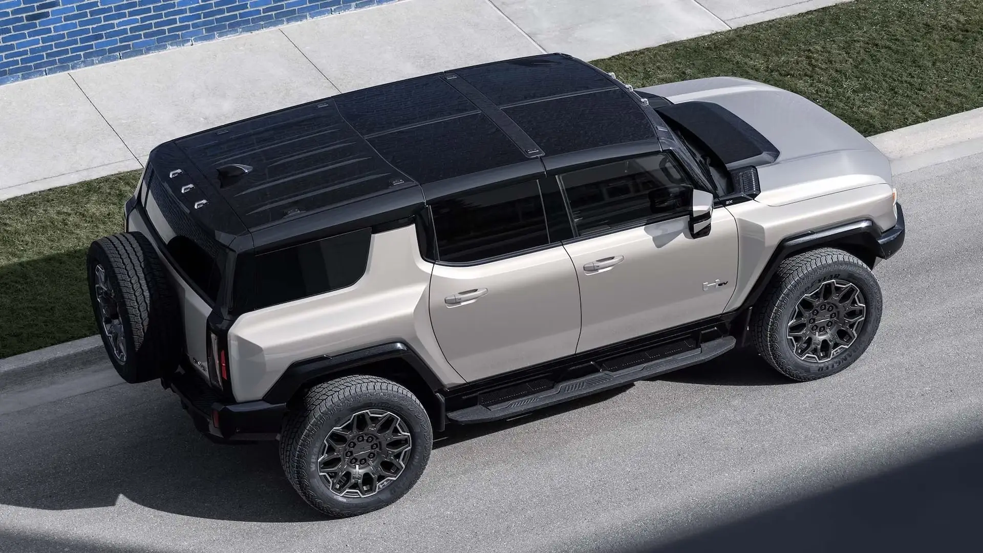 GMC Hummer EV 2026: Обновленный электрогрузовик разгоняется до 60 миль/ч за 2,8 секунды