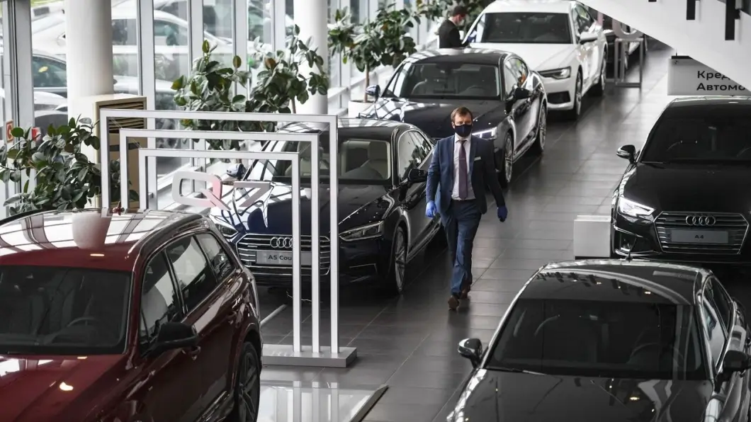 В России ожидается рост цен на новые автомобили из-за валютных колебаний и утилисбора