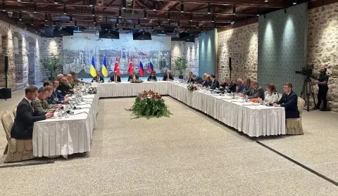 Переговоры России и Украины стартовали в Стамбуле: ключевые детали