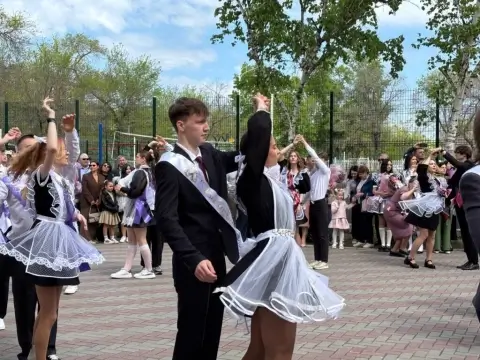В белорусских школах сегодня прозвенит «Последний звонок» для более 158 тысяч учащихся
