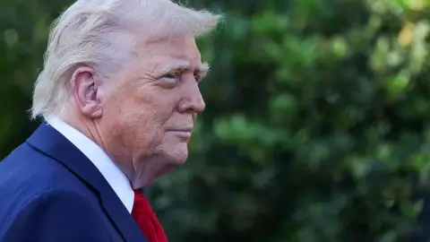 Трамп обозначил позицию США по украинскому кризису после диалога с Путиным