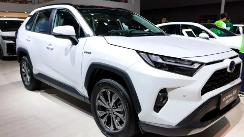 Toyota RAV4 обошёл Tesla Model Y и стал самым продаваемым автомобилем мира в 2024 году