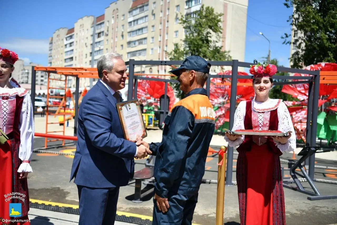 В Гомеле открылся обновлённый сквер у Центрального рынка перед Днём Независимости