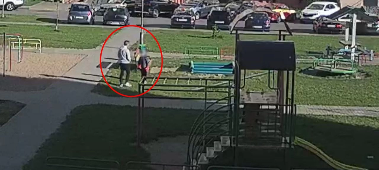 Жительница Гродно помогла задержать разыскиваемого педофила в торговом центре