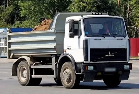 Пьяный мужчина угнал МАЗ под Гродно, но был быстро задержан правоохранителями