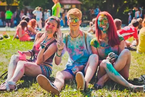В Гомеле 6 июля пройдет бесплатный фестиваль красок ColorFest на каскаде озёр
