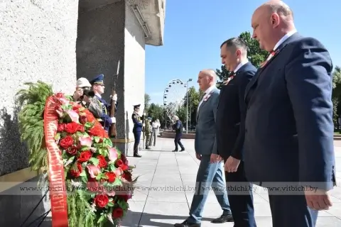 Патриотический автопробег в Витебске объединил беларусов и россиян в честь Дня Независимости