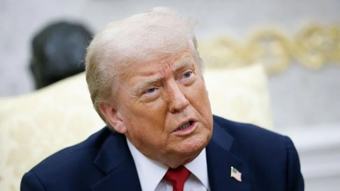 Трамп объявил передовую военную помощь Украине через НАТО и угрожает России 100 % тарифами в 50‑дневный срок