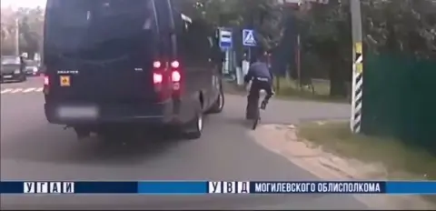 Подросток пострадал под колёсами Volkswagen Crafter в Климовичах