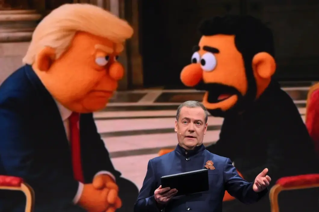 Трамп и Медведев перешли на ядерную риторику: конфликт в соцсетях обострился из-за торговых и политических заявлений