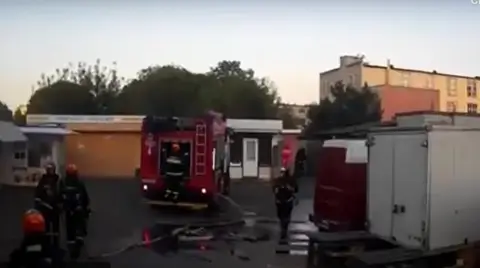 В Гродно потушен пожар в торговом павильоне на улице Поповича