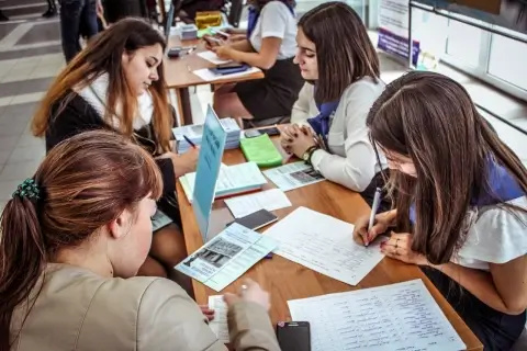В Беларуси сегодня завершается приём документов на платное обучение