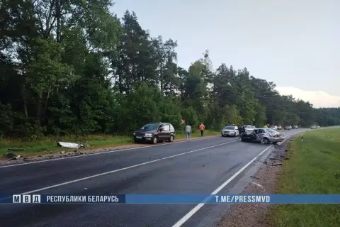 Смертельное ДТП на трассе М-11: Renault выехал на встречку, трое погибли, пятеро пострадали