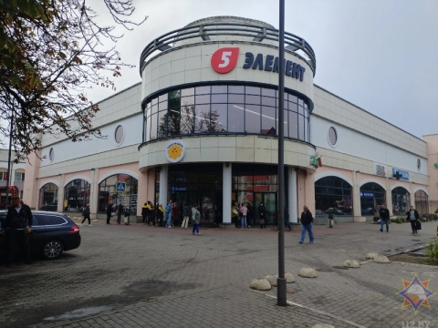 Пожар в торговом центре Полоцка оперативно ликвидирован спасателями