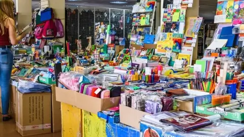 В Гомеле открыты более 90 торговых точек для подготовки к школьному сезону