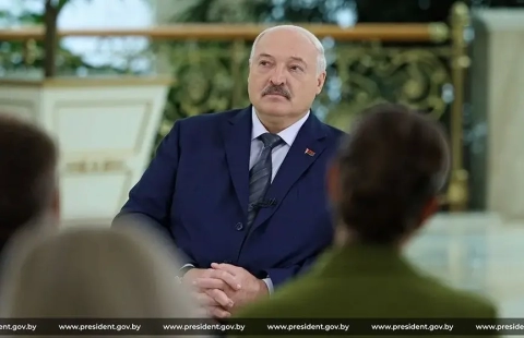 Лукашенко подготовил для Путина и Си Цзиньпина подарочные наборы белорусского картофеля