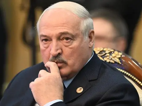 Лукашенко наградил 94 гражданина — указ подписан 7 августа