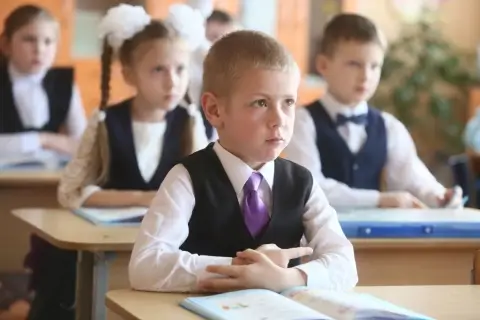 34% многодетных семей в Беларуси получили пособие к учебному году