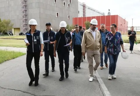 Монитор IAEA зафиксировал взрывы и дым в шаговой доступности от Запорожской АЭС