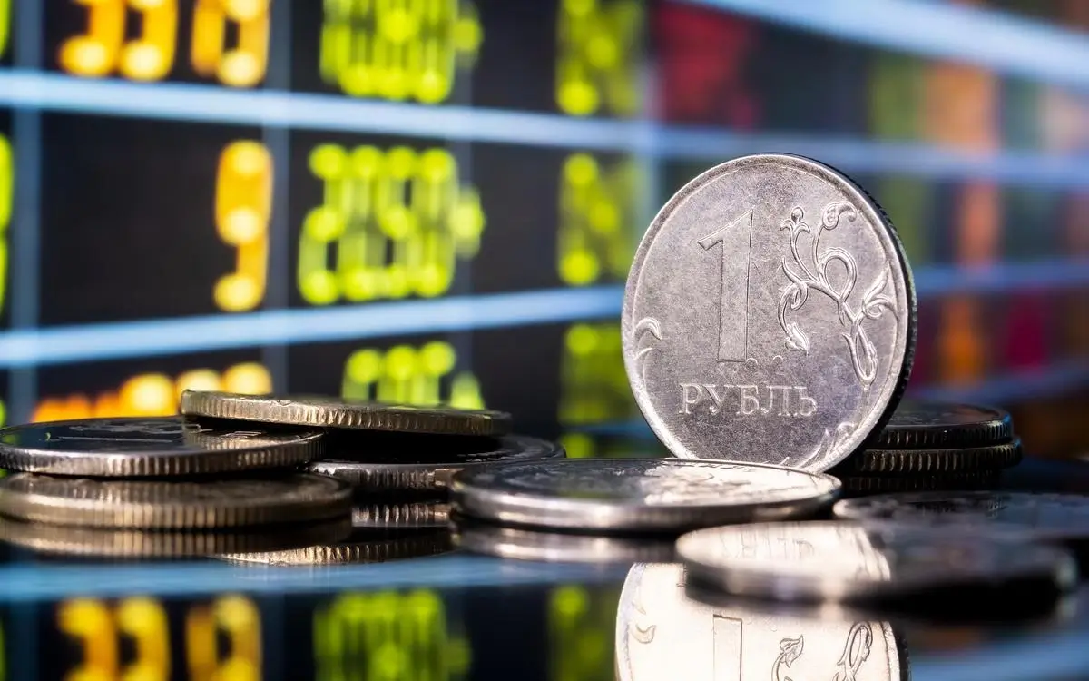 Курс доллара в Беларуси вырос на 2,41% за неделю, российский рубль ослаб на 1,86%