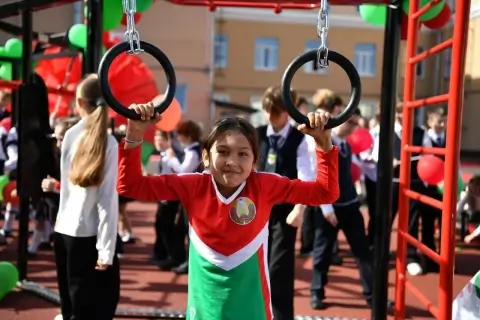 Новая спортивно-игровая площадка открылась сегодня  Гомеле ко Дню города