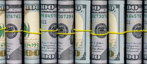 В Гомеле кассир заподозрил суперподделку $100: милиция и эксперты подтвердили фальшивку