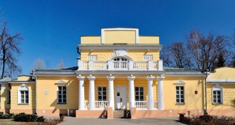 Музеи Беларуси открыли двери для школьников и студентов в бесплатный день посещений