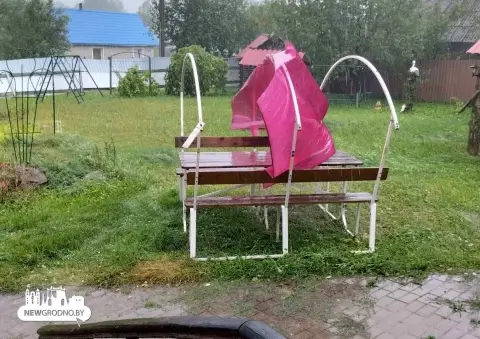 Сильный ливень с градом обрушился на Гродненскую область