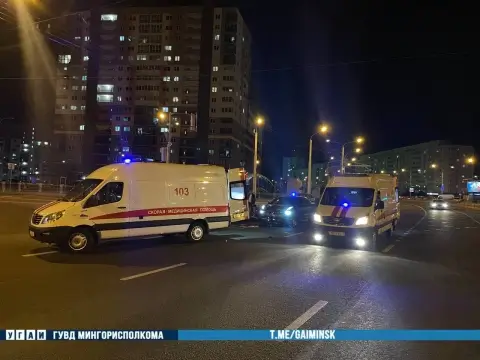 В Минске мотоциклист попал в ДТП на пересечении Игуменского тракта и улицы Шпилевского