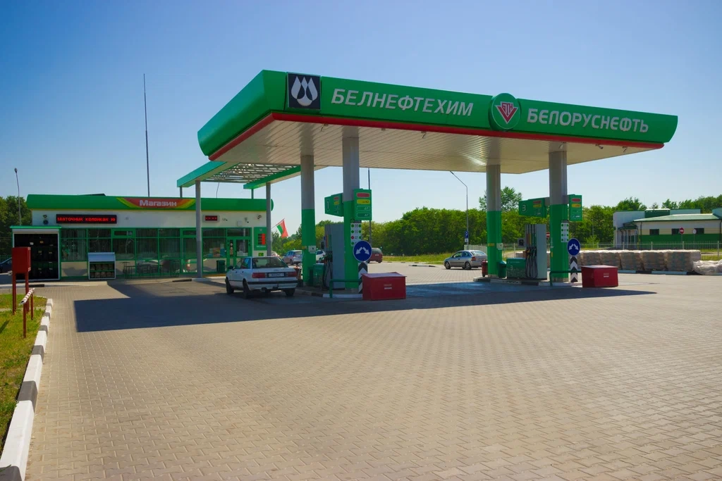Концерн «Белнефтехим» вводит новые правила обслуживания для ускорения работы заправок