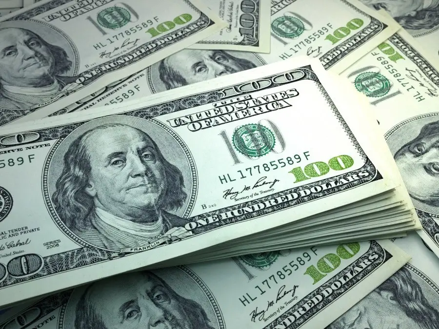 Нацбанк снизил курсы доллара и евро на 8 октября