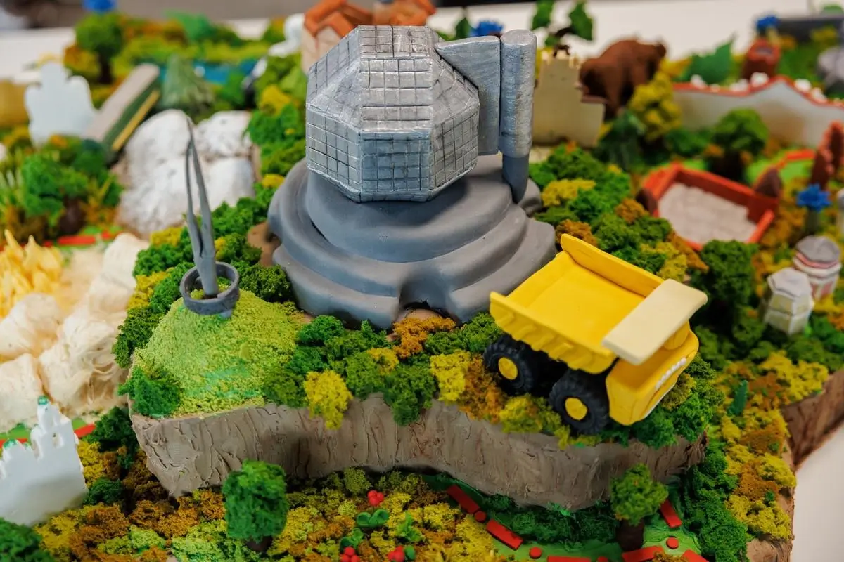 В Минске представили метровый торт-карту Беларуси: кондитерское искусство, превращённое в географию