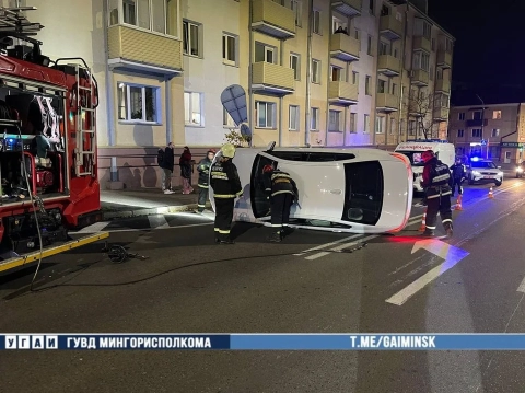 В центре Минска водитель BMW перевернулся из-за ухудшения самочувствия
