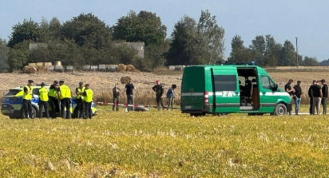 Военный беспилотник потерял связь и рухнул в центре Польши: PGZ начала расследование