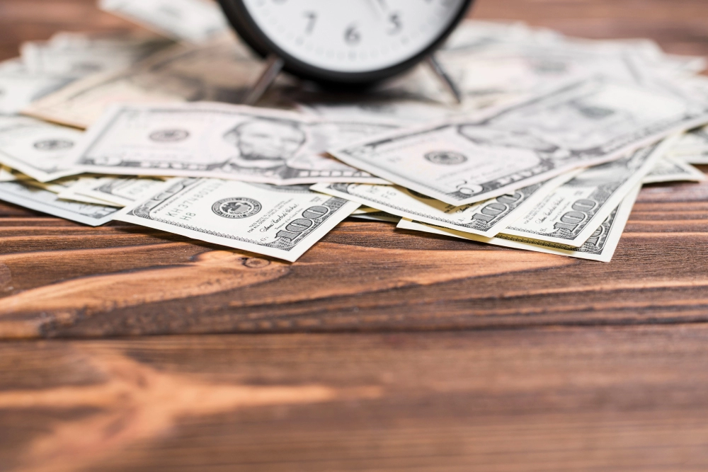 Подросток в Минске похитил у знакомой более $100 тысяч во время домашних вечеринок