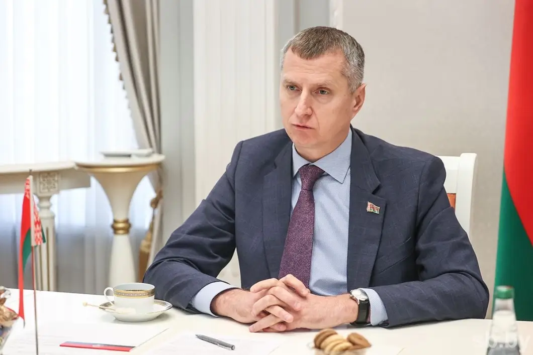 Лукашенко потребовал жесткого контроля за зимовкой скота и поручил усилить кадровую политику Администрации