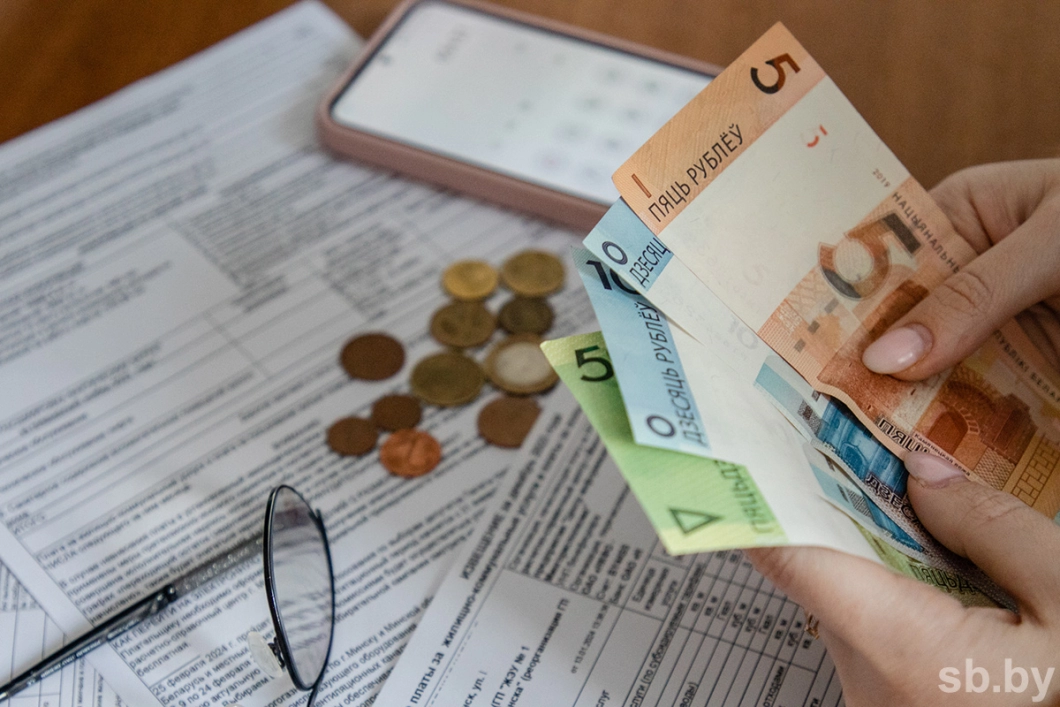 Беларус получил счёт за коммуналку на 1 600 рублей за однокомнатную квартиру — откуда такая сумма