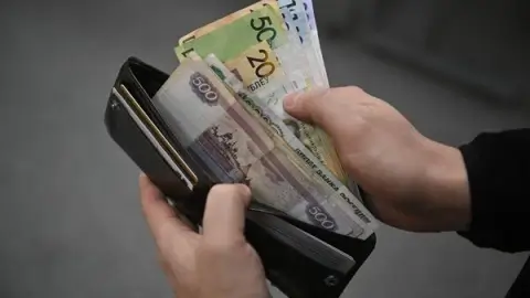 Беларусь планирует погасить часть госдолга в 2026 году с помощью финансовой поддержки России