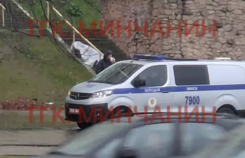 Тело пожилого мужчины обнаружено у высотки на проспекте Победителей в Минске