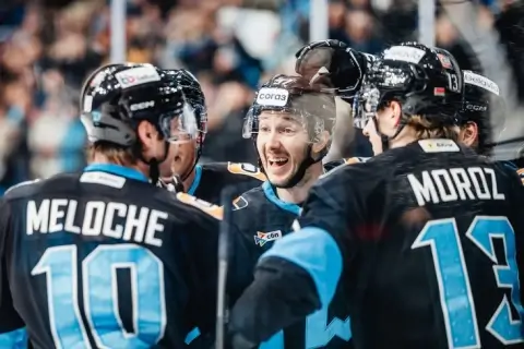 Минское «Динамо» разгромило ЦСКА на домашнем льду, забив пять шайб