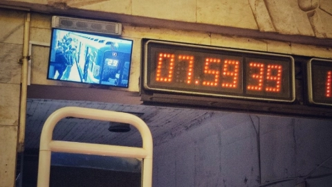 Минское метро установило дополнительную камеру на «Октябрьской» для полного контроля платформы