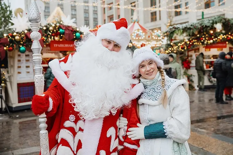 Москва открыла крупнейший зимний фестиваль: «Путешествие в Рождество» возвращается на месяц праздничных мероприятий