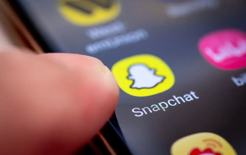 Россия отрубила Snapchat — внезапно и всерьёз