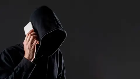 Лжесотрудники поликлиник выманивают коды интернет-банка под видом оформления прививок