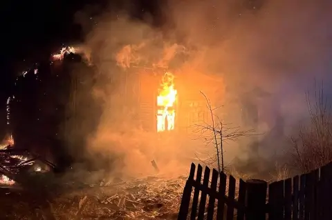 Трагедия в Щучинском районе: пожар унес жизни двух мужчин