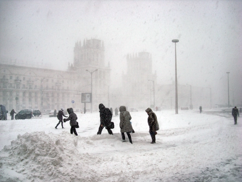 Снег и метели ждут Беларусь в январе 2026: прогноз синоптика Дмитрия Рябова