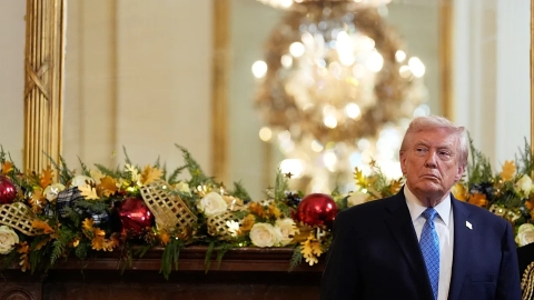 Президент США Дональд Трамп объявил полную блокаду подсанкционных нефтяных танкеров, сопряжённую с обвинением Венесуэлы в «терроризме»