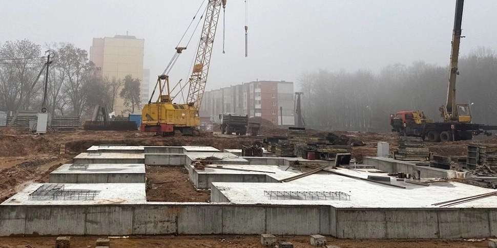 У станции метро «Каменная Горка» в Минске начато строительство крупного жилого комплекса