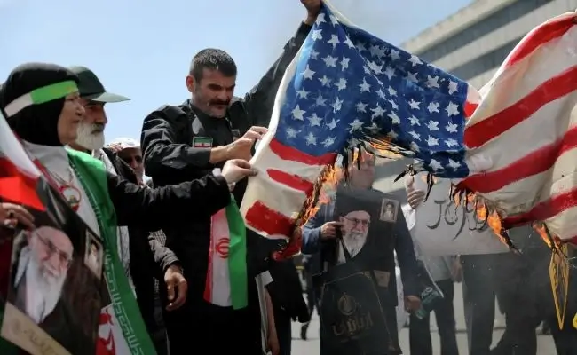 США усиливают военное присутствие у Ирана: Вашингтон не исключает силовой вариант развития событий